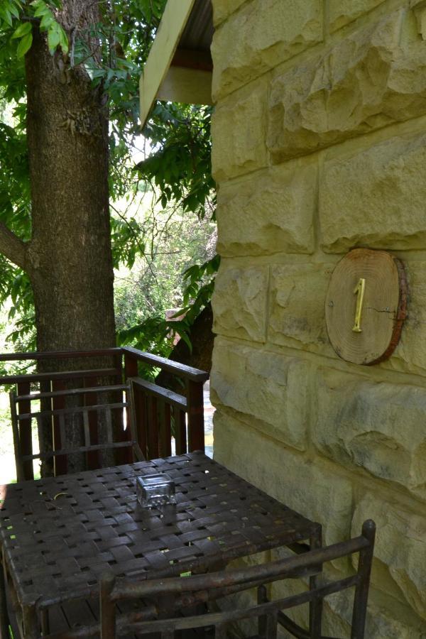 Woodlands Escape Clarens Hotel Exterior photo